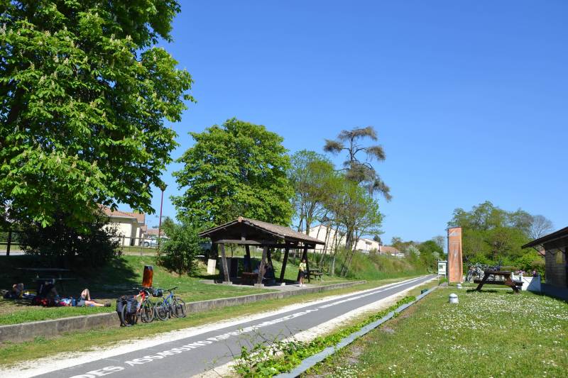 Terra Aventura à Créon : Nature et énigmes : Profitez d’une balade à vélo et explorez les trésors cachés de la région grâce à Terra Aventura. #DécouverteCréon