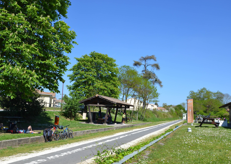 Hôtel pas cher tout confort pour cycliste à Sauveterre de Guyenne